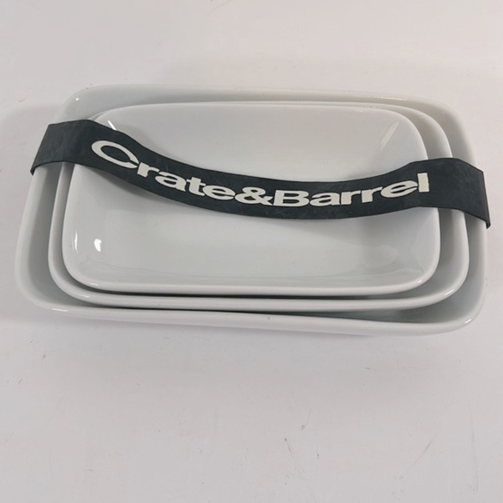 Crate & Barrel NWOT Set of 3 Small White Rectangular Party Serving Dishes